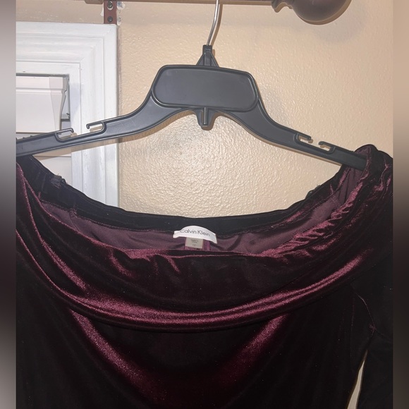 Velvet Calvin Klein dress - Picture 3 of 4